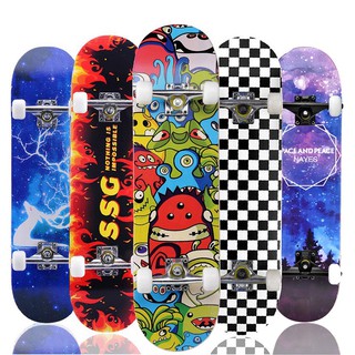 ภาพหน้าปกสินค้าลดล้างสต๊อก ถูกที่สุดSkateboards สเก็ตบอร์ด 80cm ผู้เริ่มต้นเล่น-มืออาชีพ แฟชั่นสเก็ตบอร์ด กีฬาและกิจกรรมกลางแจ้ง ที่เกี่ยวข้อง