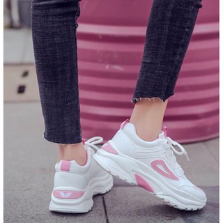 ภาพขนาดย่อของภาพหน้าปกสินค้ารุ่นใหม่  venita รองเท้าผ้าใบ รองเท้าแฟชั่น ผู้หญิง เสริมส้น 5 ซมNo.V0051พร้อมส่ง จากร้าน venita.fashion บน Shopee ภาพที่ 2