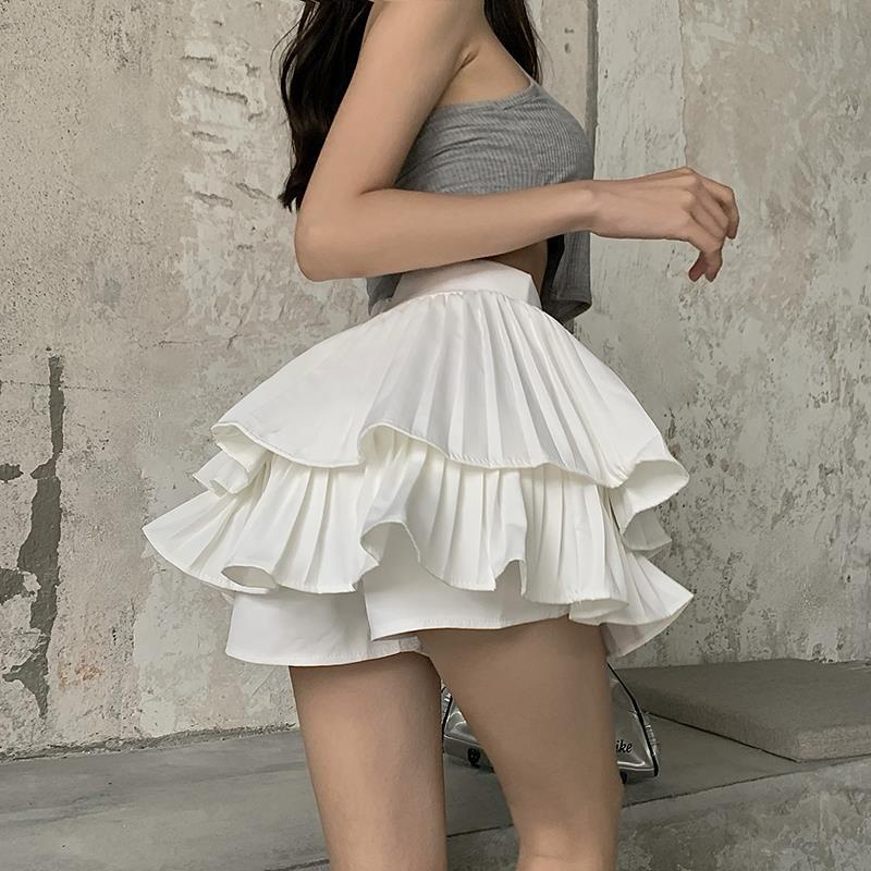 ภาพสินค้าดีไซน์ฮากามะจีบสีขาว culottes ทรงสลิม เซ็กซี่.  กระโปรงเค้กสองชั้น ฮากามะเอวสูง จากร้าน 540263917.th บน Shopee ภาพที่ 1