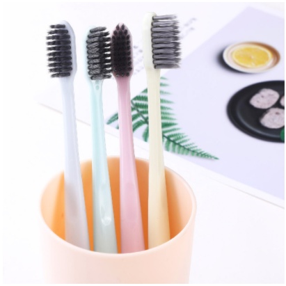 bym84-พร้อมส่ง-toothbrush-แปรงสีฟันชาโคล-แปรงสีฟัน-ชุดแหรงสีฟันพกพา-ชุด4ชิ้น-4สี-พร้อมตลับ-รับแขก-พกพา-แปรงปลายเรียว