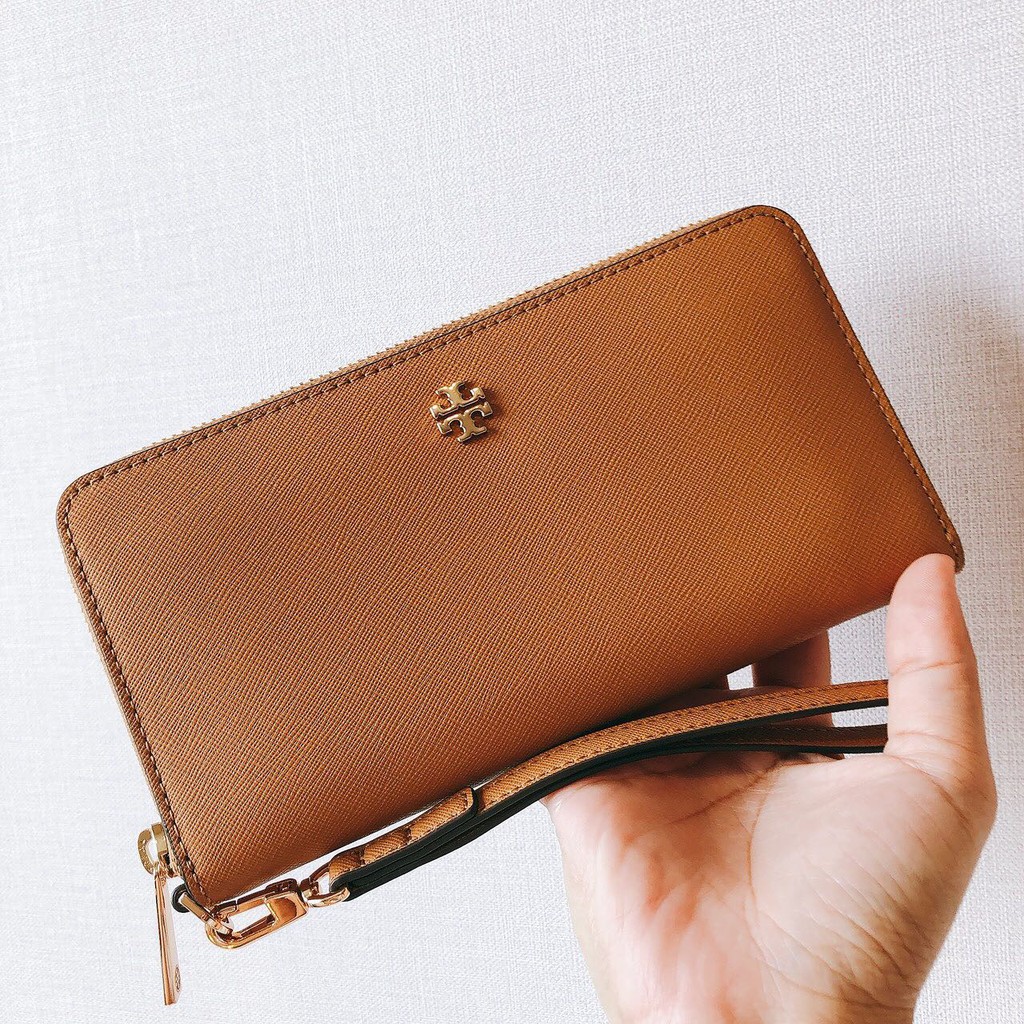 กระเป๋า Tory Burch Emerson Wristlet Zip Continental 74179 Shopee