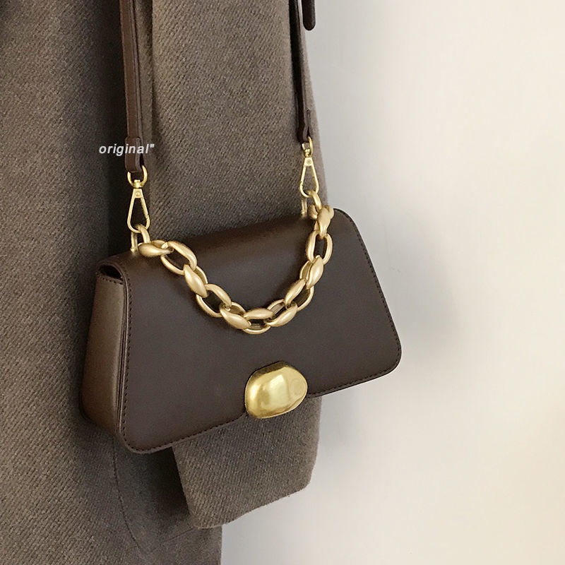 hot-sale-niche-design-bag-women-2022-new-trendy-retro-small-square-bag-all-match-chain-กระเป๋าสะพายข้างแบบพกพา