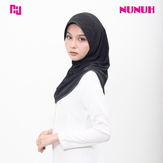 สินค้า NEW!!! NUNUH SNOW ผ้าคลุมผมฮีญาบมุสลิมแบบสำเร็จประดับมุกคริสตัล ทรงฟองน้ำตาราง