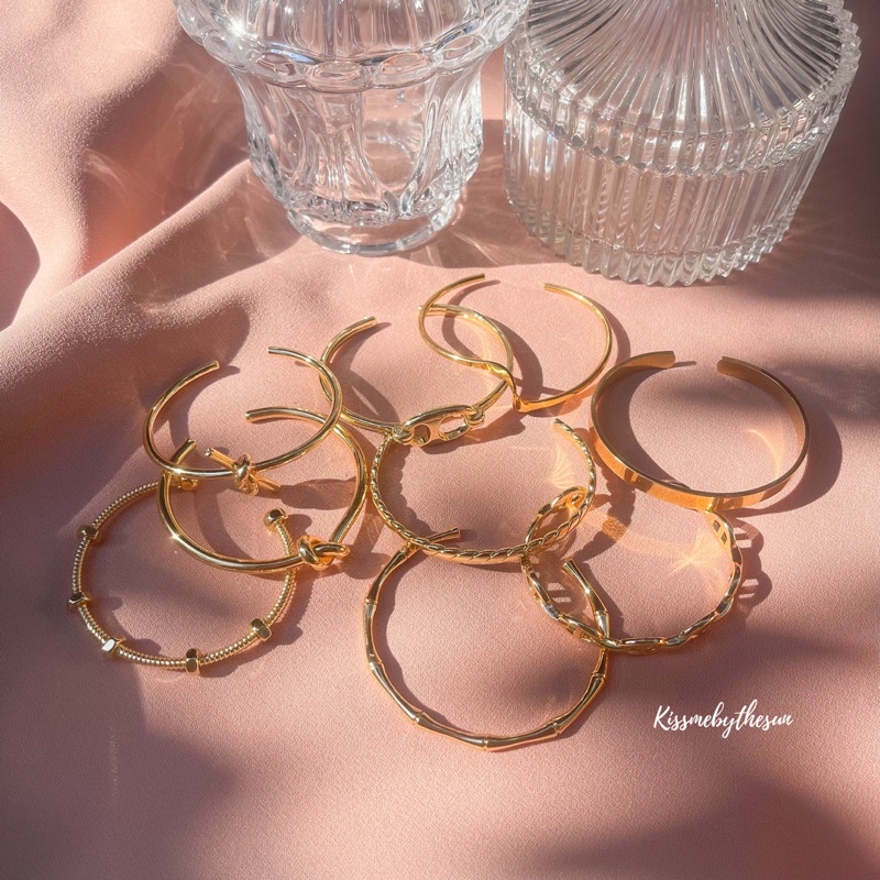 รูปภาพสินค้าแรกของKissmebythesun - Gold Bracelet  กำไลข้อมือ