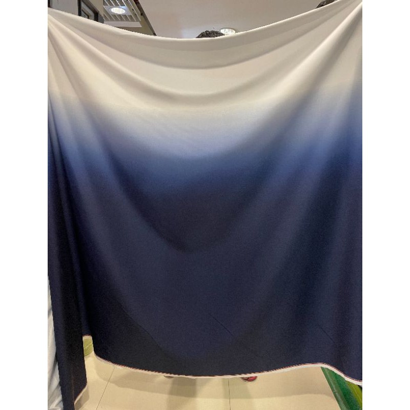 ภาพสินค้าผ้าซาติน​ไล่​สี​ SATIN Ombre ผ้าหลา​ ผ้าเมตร จากร้าน khunvj บน Shopee ภาพที่ 3