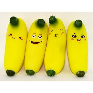 ที่บีบรูปกล้วย  สำหรับผ่อนคลาย  คลายเครียด ใช้ออกกำลังกล้ามเนื้อมือ