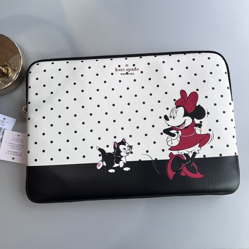 สด-ผ่อน-กระเป๋าใส่-lap-top-15-นิ้ว-k4835-kate-spade-disney-x-minnie-mouse-universal-laptop-sleeve