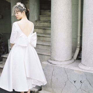 ชุดแต่งงาน ผ้าซาติน สีขาว สไตล์เรียบง่าย ธีมฝรั่งเศส สำหรับเจ้าสาว แต่งงานริมทะเล