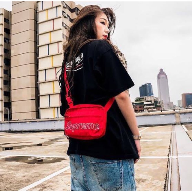 Supreme FW18 Shoulder Bag (Red) ❌️SOLD OUT❌️- @rockbottomcity