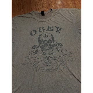 เสื้อยืดผ้าฝ้ายพิมพ์ลายขายดี เสื้อ OBEY Size L มือ2