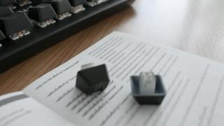 คีย์บอร์ดเกมมิ่ง IWACHI IK 1 Mechanical Keyboard คีย์บอร์ดไร้สาย Hotswap IK 68 Blue switch พร้อมไฟ RGB เมาส์ไร้สาย I3 img 0