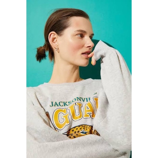 ภาพหน้าปกสินค้าH&M Sweatshirt สเวตเชิ้ตทรง oversize รุ่นใหม่ชนชอป % จากร้าน brand.outlet บน Shopee