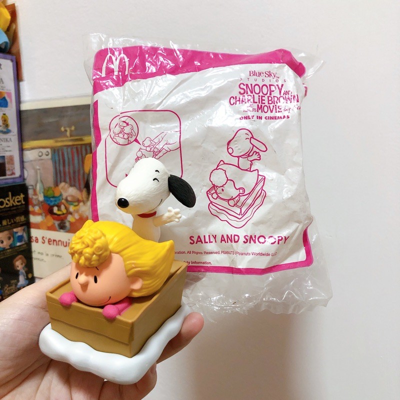 sally-and-snoopy-ของเล่นงาน-macdonald