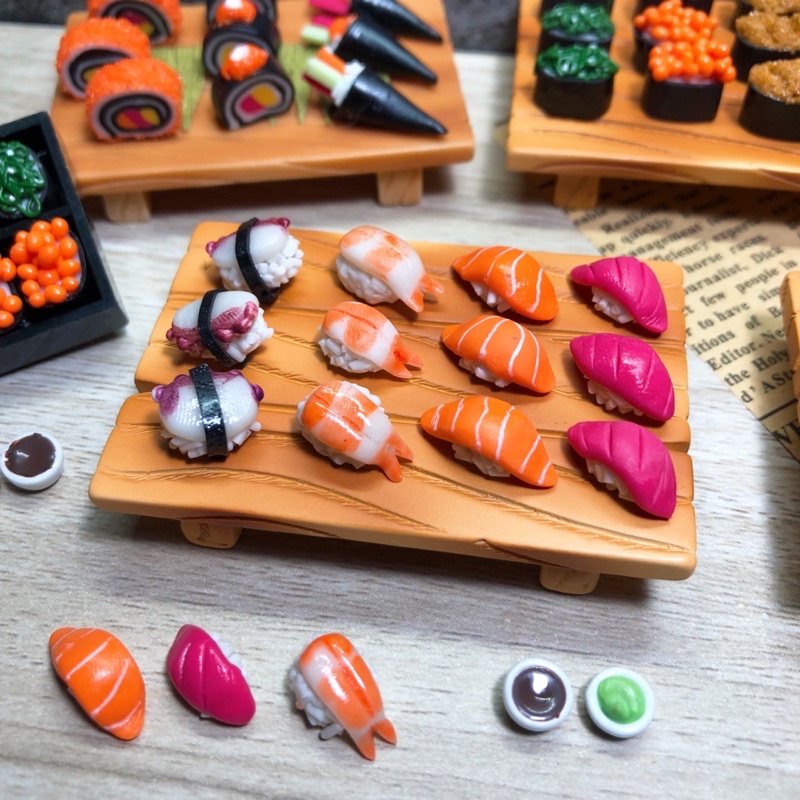ภาพสินค้าซูชิ ซูชิจิ๋ว ซูชิดินปั้นจิ๋ว มีหลายแบบ ของจิ๋ว miniature อาหารจิ๋ว จากร้าน phonsudam บน Shopee ภาพที่ 7