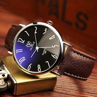 ภาพขนาดย่อของภาพหน้าปกสินค้าAMELIA AW010 นาฬิกาผู้ชาย นาฬิกา Yazole วินเทจ ผู้ชาย นาฬิกาข้อมือผู้หญิง นาฬิกาข้อมือ นาฬิกาควอตซ์ Watch นาฬิกาสายหนัง จากร้าน amelia_sp บน Shopee