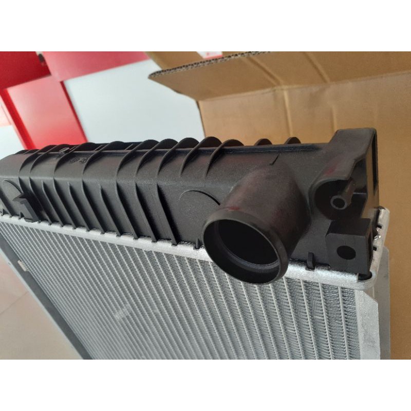 หม้อน้ำ-กระปุกพักน้ำ-radiator-17111728908-bmw-e36-m3-6-สูบ-m50-m52-s50-s52