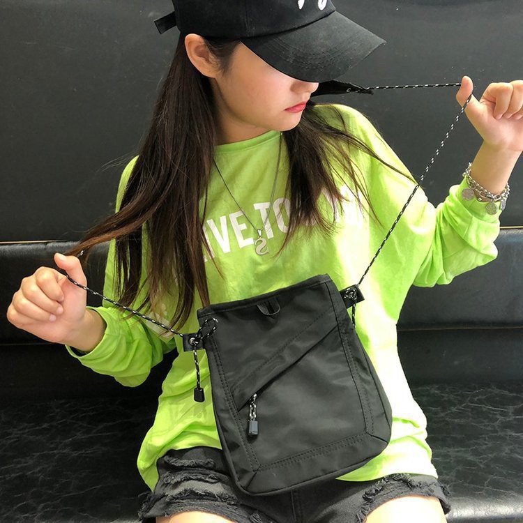 centralbagshop-c1653-กระเป๋าผ้าสะพายข้างสายเชือก-sacoche-bagแฟชั่น