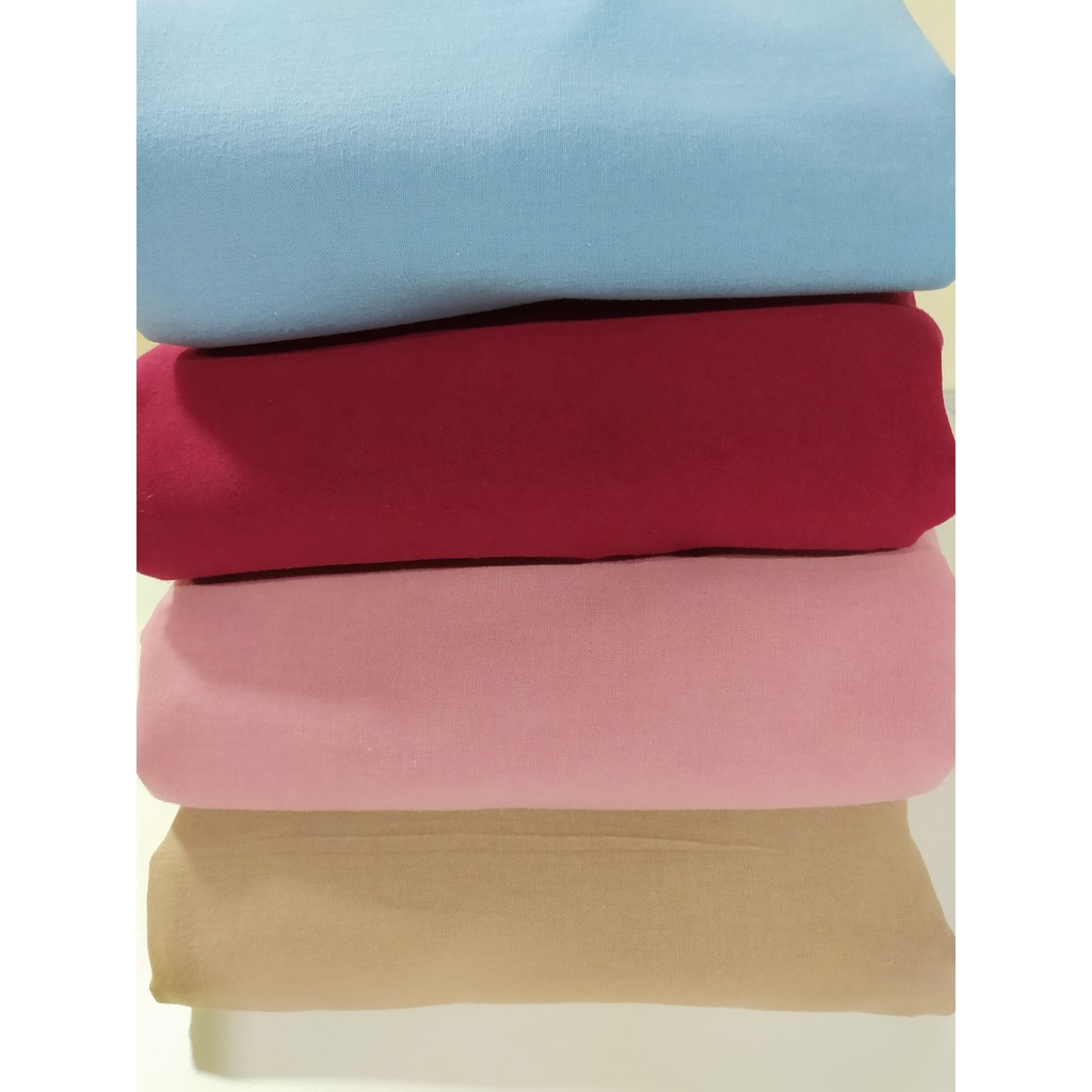 ภาพหน้าปกสินค้าผ้าฝ้ายสีพื้น ผ้าคอตตอน ผ้า cotton ผ้าตัดเสื้อ ผ้าสำหรับตัดเย็บงาน DIY