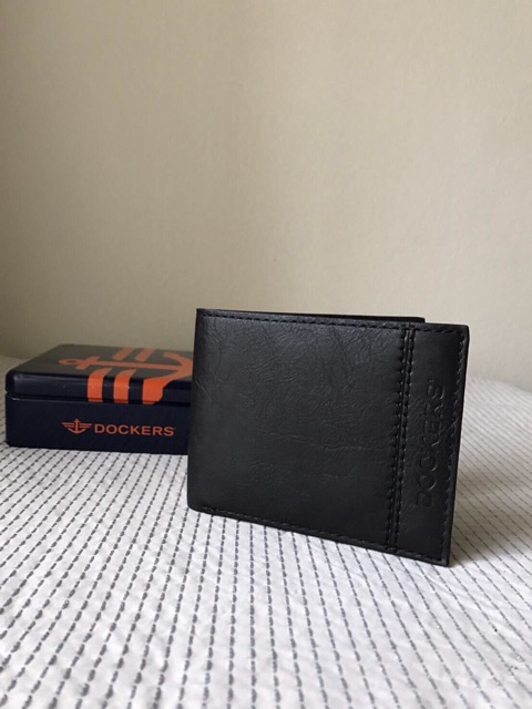 dockers-leather-wallet-mens-ส่งฟรีems