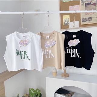 ภาพหน้าปกสินค้าพร้อมส่ง!!! เสื้อครอป BERLIN 🌈  (New closet’s) ซึ่งคุณอาจชอบสินค้านี้