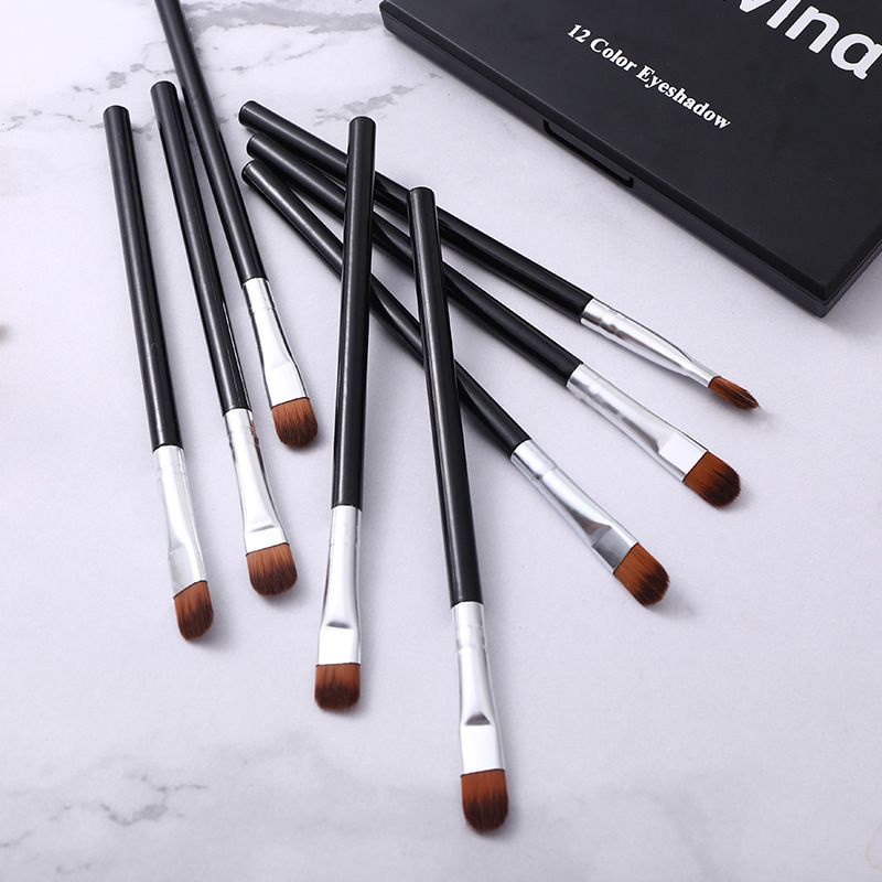 ภาพสินค้าแปรงอายแชโดว์ 1 ชิ้น--1 x eyeshadow brush จากร้าน pink_girl123 บน Shopee ภาพที่ 6