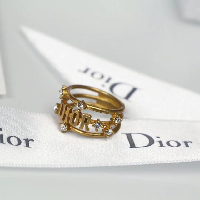 ภาพสินค้าแหวนเพชรรูปทรงตัวอักษรสไตล์เรโทรสำหรับผู้หญิง จากร้าน aimeestoe.th บน Shopee ภาพที่ 2