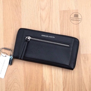 Charles &amp; Keith wallet (outlet) สีดำ