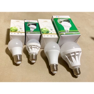 หลอดประหยัดไฟ LED  ขนาด 5W 12W ขั้วเกลียว E27 แสงสีขาว 6500K /หลอดไฟแอลอีดี ใช้งานไฟบ้าน AC 220V