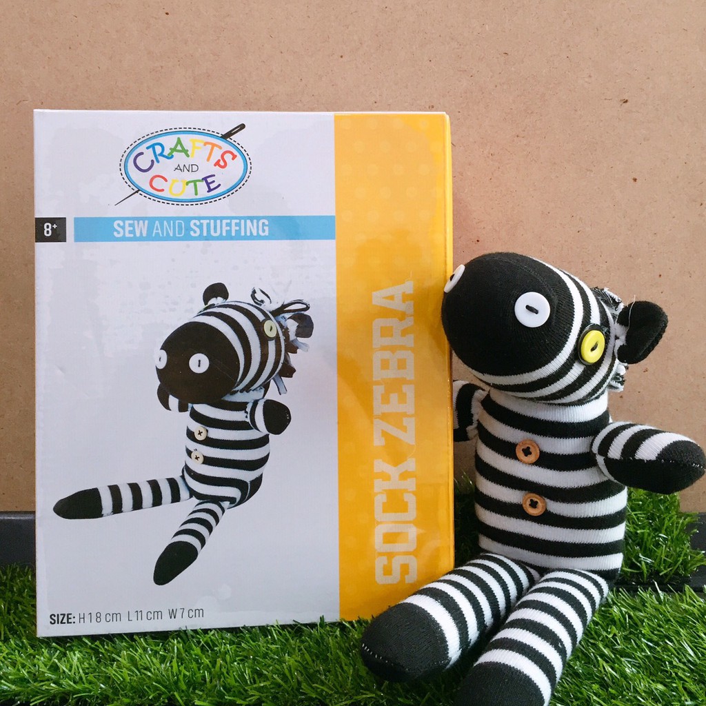 ถุงเท้า-ม้าลาย-zebra-diy-sock-doll-ck40144-แบรนด์-craft-amp-cute-พร้อมส่ง