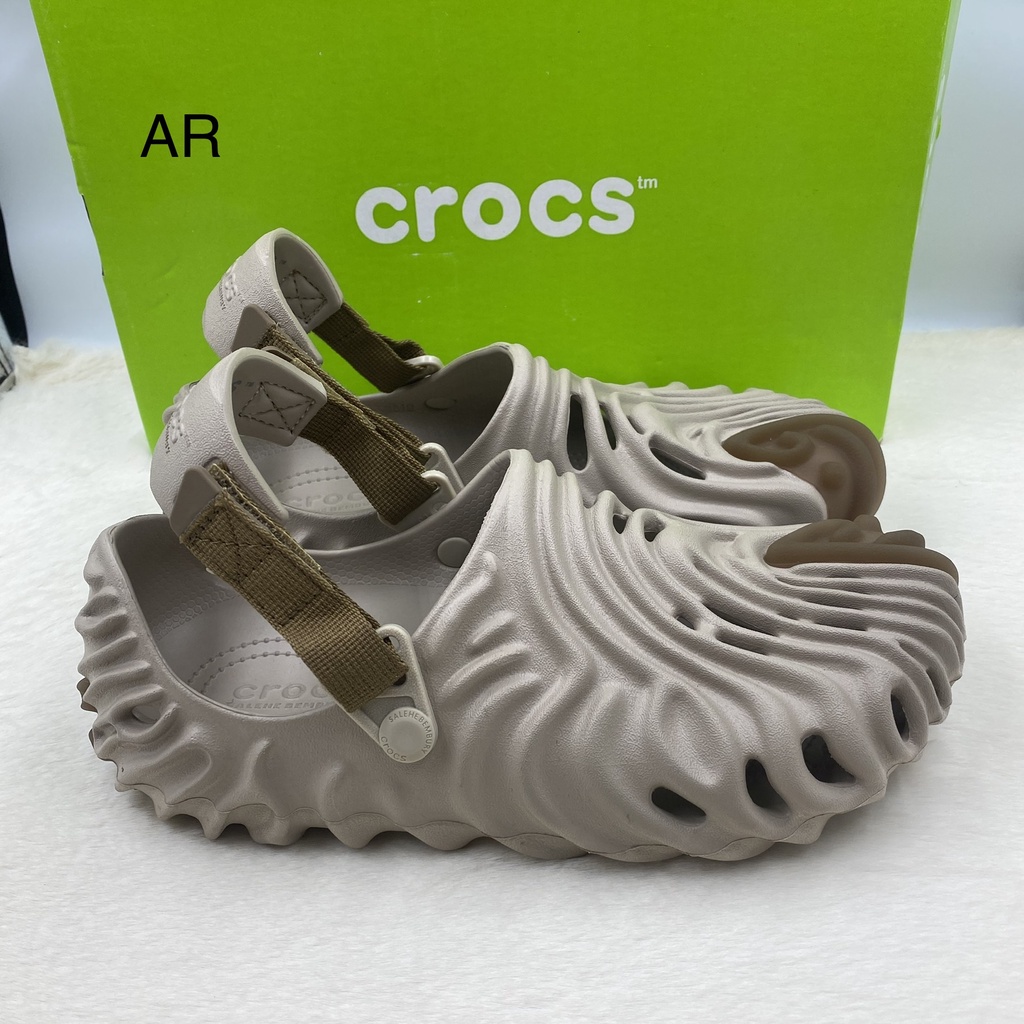 รองเท้า Crocs แบบสวมรุ่นใหม่ล่าสุดสำหรับผู้ชายงานสวยน้ำหนักเบานิ่มใส่ ...
