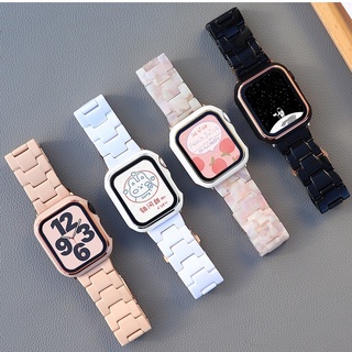 ภาพหน้าปกสินค้าสายนาฬิกาข้อมือเรซิ่น พร้อมเคส แบบเปลี่ยน สําหรับ Apple watch series 8 7 SE 6 5 4 3 2 1 SE ขนาด 41 มม. 45 มม. 38 มม. 40 มม. 42 มม. 44 มม. ซึ่งคุณอาจชอบสินค้านี้