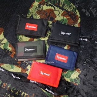 สินค้า รูปจริง 💯 Supreme 3 fold กระเป๋าสตางค์​ 3 พับ+ฟรีสายคล้องยาว+ช่องใส่เหรียญ