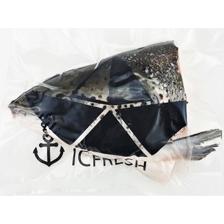 สินค้า ICFresh หัวปลาแซลมอนผ่า ไซส์ 350-500 กรัม แพค 1 ชิ้น