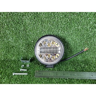 ไฟสปอร์ตไลท์ LED 102 วัตต์ 2 สเตป กระพริบได้ แสงสีขาว แบบกลม 4x4