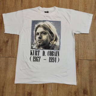 KURT COBAIN (1967-1994) ลายเสื้อวง ลายเสื้อทัวร์ เสื้อวงร็อค ปีเกิด-ปีตาย เคิทตอนหนุ่ม