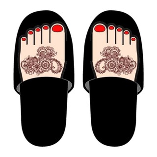 (ซื้อ 1 คู่ แถม 1 คู๋ ) รองเท้าเดินในบ้าน ลาย Henna (สีดำ)