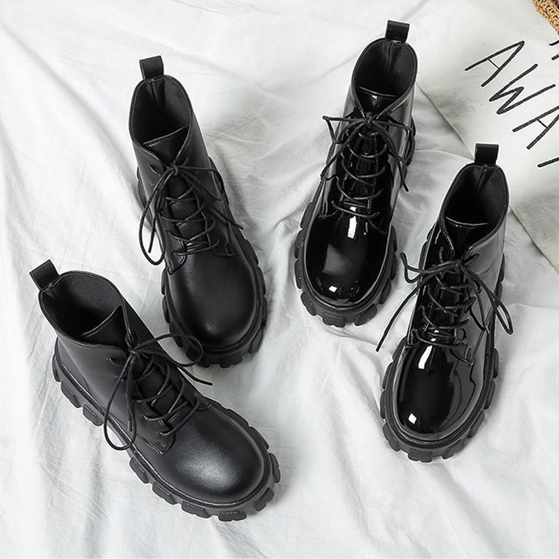 พร้อมส่ง-รองเท้าบูทมาร์ตินสไตล์อังกฤษ-รองเท้าบูทสั้นส้นหนาสีดำ