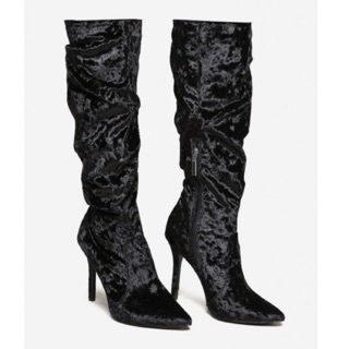 Forever21 Crushed Velvet Black Boots ใส่แล้ว Hot Hiso มากค่ะ ใส่แค่ครั้งเดียวไปงานในโรงแรมค่ะ size 38