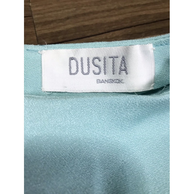 เดรสสีพาสเทล-dusita-สีเขียวมิ้นสลับเหลืองชมพู