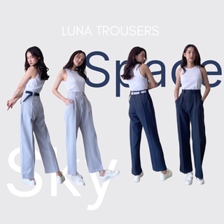 ภาพหน้าปกสินค้าLuna trousers - Space / Sky ที่เกี่ยวข้อง