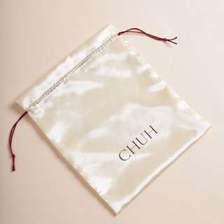 ภาพหน้าปกสินค้าCHUH’s Satin Bag กระเป๋าผ้าซาตินขนาด 30*34 ที่เกี่ยวข้อง