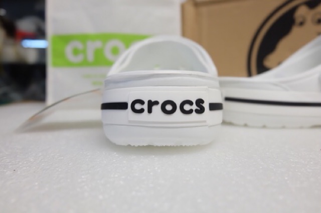 sc-crocs-band-white-สีขาว-ใส่ได้ทุกโอกาส-เข้าได้ทุกชุด-ง่ายๆเรียบๆ-สะอาดตา