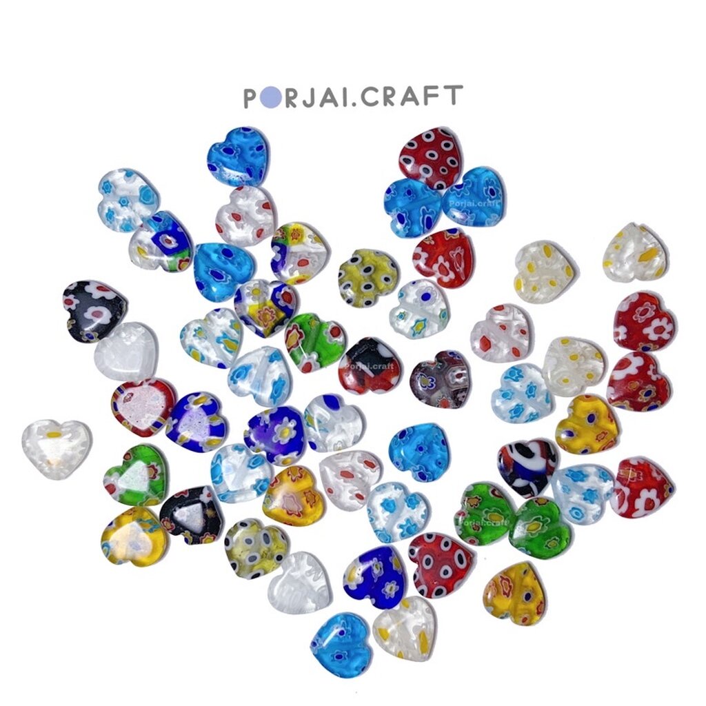 ภาพหน้าปกสินค้าลูกปัดแก้วหัวใจ มูราโน่ Heart Glass Beads
