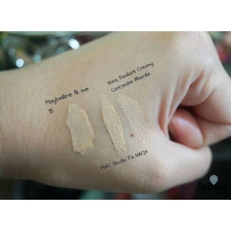 คอนซิลเล่อร์สำหรับผิวขาวเหลือง-mac-studio-fix-concealer