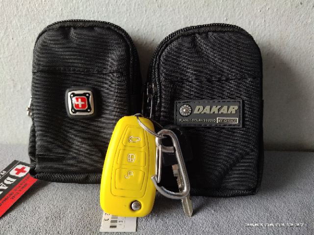 dakar-23-32-กระเป๋าใสกุญแจ