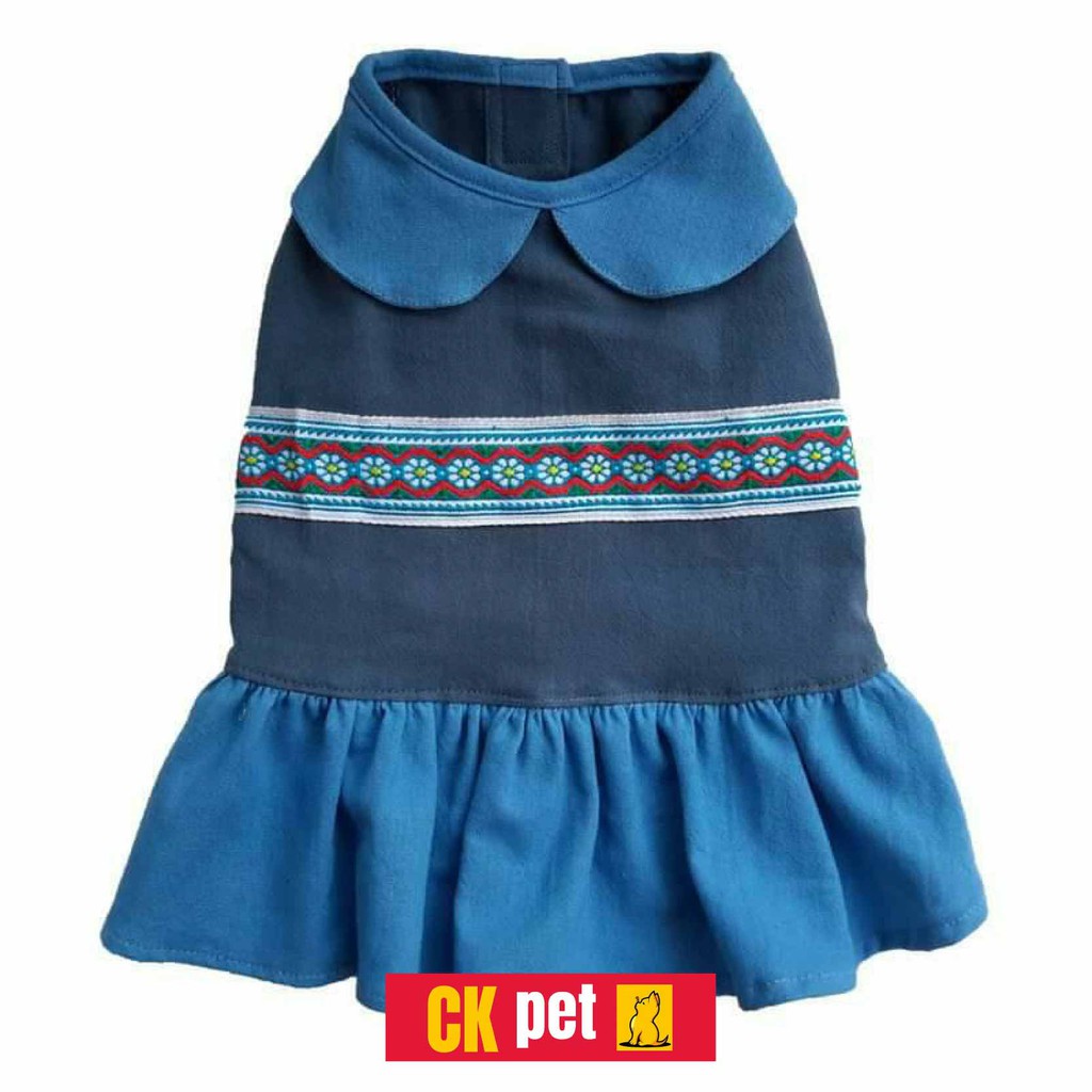 ภาพหน้าปกสินค้าเสื้อหมา เสื้อแมว ชุดหมา ชุดแมว แบบชุดพื้นเมือง (สีฟ้า ชุดกระโปรง)