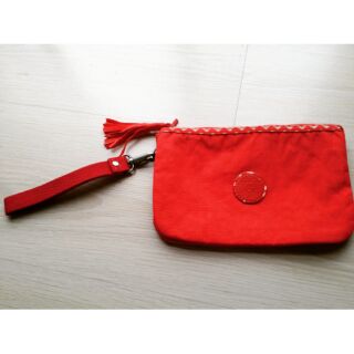 Kipling แท้ กระเป๋าคล้องมือ มีช่องเก็บของเยอะ