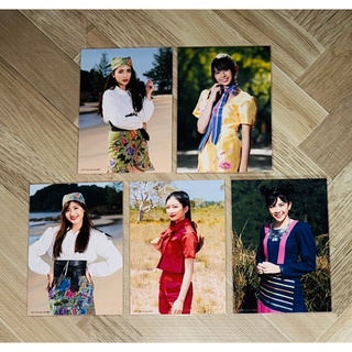 ภาพขนาดย่อของภาพหน้าปกสินค้าPhotoset BNK48 ใบปก photoset 77 ดินแดนแสนวิเศษ ราคาถูก มีเก็บเงินปลายทาง จากร้าน bnk48shop.natnrk บน Shopee ภาพที่ 2