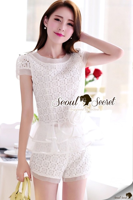 girly-ivory-lace-set