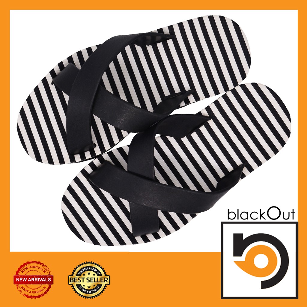 blackout-cross-รองเท้าแตะ-หูไขว้-รองเท้ายางกันลื่น-พื้นขวางเล็กดำ